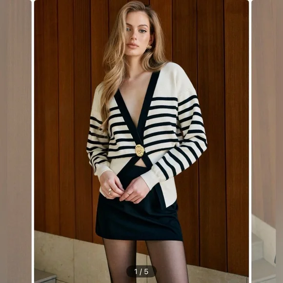Commense Contrast Striped Metal-Button Knit Black and White Striped Cardigan - Picture 2 of 8